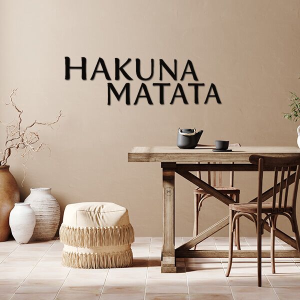 Hakuna matata decoratieletters in de eethoek